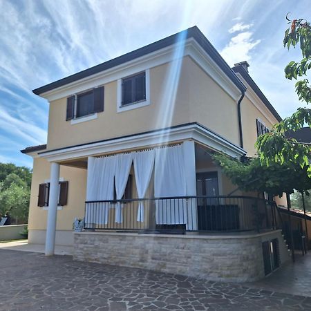 Apartmani Berber Babici Екстер'єр фото