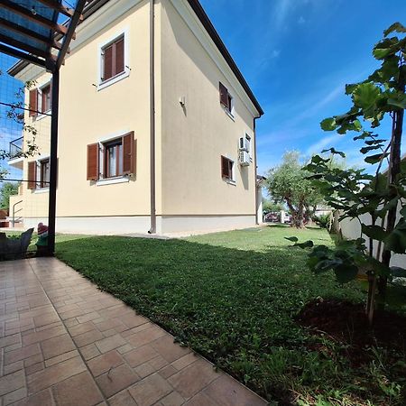 Apartmani Berber Babici Екстер'єр фото