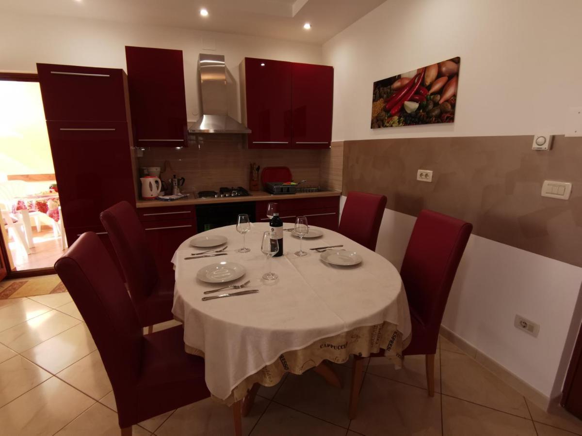 Apartmani Berber Babici Екстер'єр фото