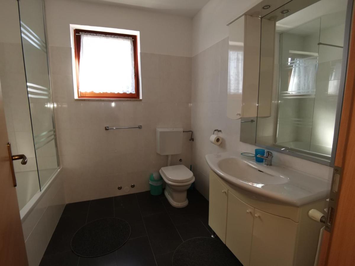 Apartmani Berber Babici Екстер'єр фото